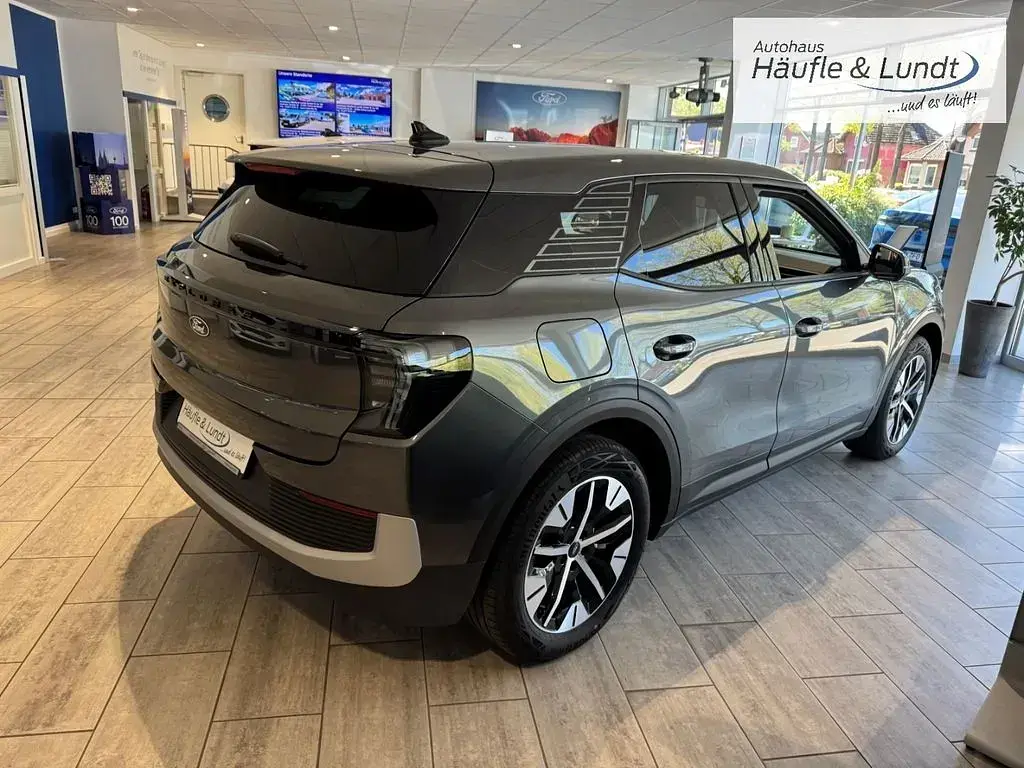 Neu Ford Explorer 125 kW (170 PS) 2026 Magneticgrau (metallic) SUV