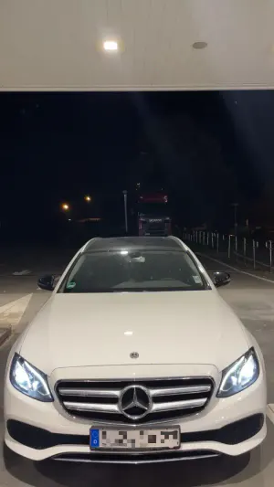 Używany Mercedes E220