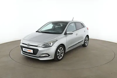 Gebraucht Hyundai i20 Style 75 PS (55 kW) 2015 Grau Limousine