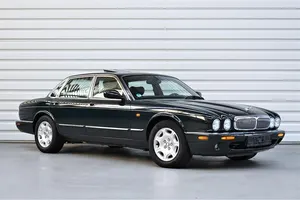 Second-hand Jaguar XJ