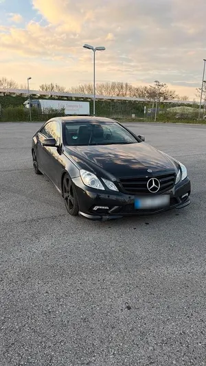 Gebraucht Mercedes E220