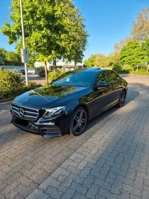 Second-hand Mercedes E220