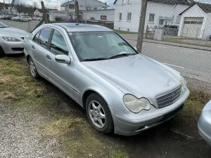 Second-hand Mercedes C200