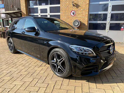 Gebraucht Mercedes C220 AMG line 194 PS (142 kW) 2019 Schwarz Kombi