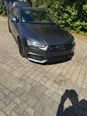 Używany Audi S4