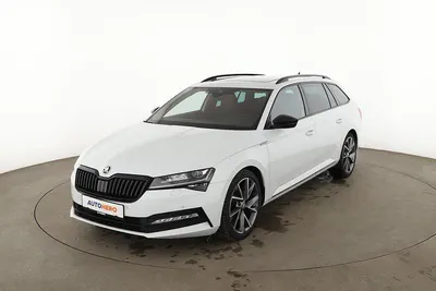 Używany Skoda Superb SportLine 190 KM (139 kW) 2020 Biały Kombi