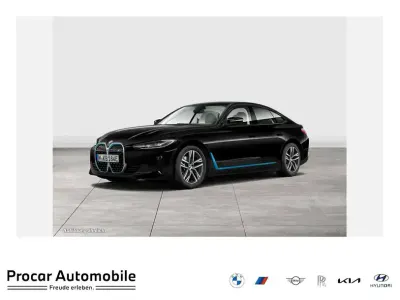 Używany BMW i4 210 kW (286 KM) 2023 Czarny Sedan/Limuzyna