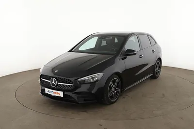 Używany Mercedes B200 AMG line 150 KM (110 kW) 2023 Czarny Minivan