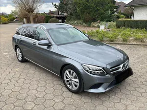 Second-hand Mercedes C200