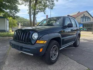 Second-hand Jeep Cherokee