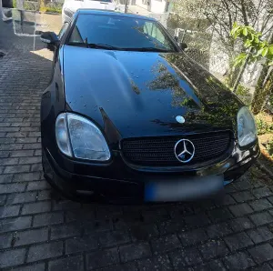 Second-hand Mercedes SLK200