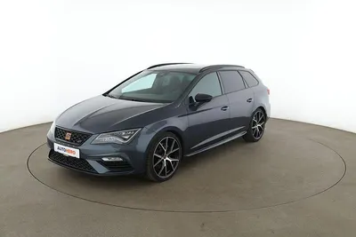 Używany Seat Leon 4Drive 301 KM (221 kW) 2020 Szary Kombi