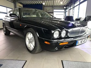 Second-hand Jaguar XJ