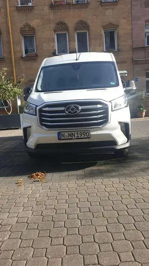 Używany Maxus V90