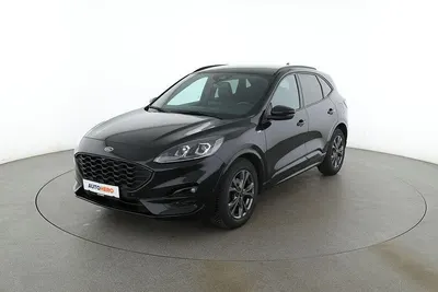 Usado Ford Kuga ST-Line X 125 HP (91 kW) 2021 Preto SUV