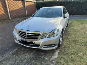 Second-hand Mercedes E200