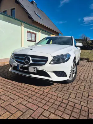 Second-hand Mercedes C200