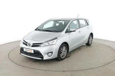 Używany Toyota Verso Comfort 112 KM (82 kW) 2015 Szary Minivan