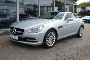 Second-hand Mercedes SLK200