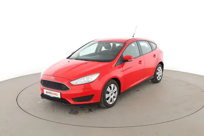 Usata Ford Focus Trend 101 CV (74 kW) 2015 Rosso Berlina