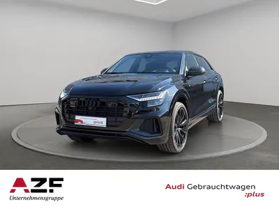 Używany Audi Q8 Competition 286 KM (210 kW) 2023 Czarny SUV