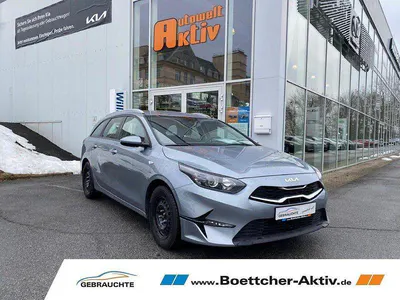 Używany Kia Ceed Sportswagon Attract 99 KM (72 kW) 2022 Srebrny Kombi