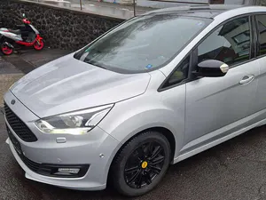 Käytetty Ford C-MAX