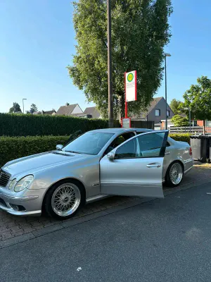 Używany Mercedes E500