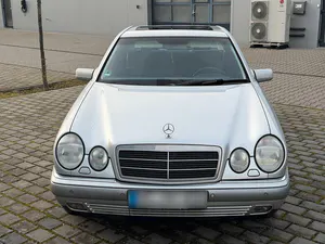Brugt Mercedes E280