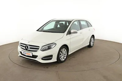 Używany Mercedes B180 Style 122 KM (89 kW) 2015 Biały Minivan