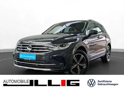 Käytetty VW Tiguan Elegance 190 HP (139 kW) 2023 Harmaa Katumaasturi