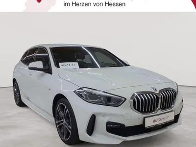 Używany BMW 120 M Sport 190 KM (139 kW) 2023 Biały Hatchback