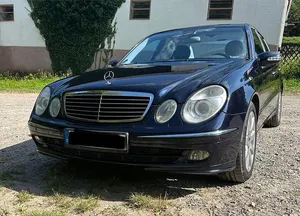 Używany Mercedes E500