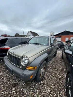 Second-hand Jeep Cherokee