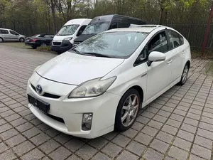 Käytetty Toyota Prius