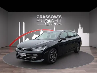 Gebraucht VW Passat 150 PS (110 kW) 2025 Black magic Kombi