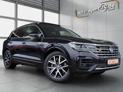 Gebraucht VW Touareg R-line 421 PS (309 kW) 2019 Deep black perleffekt SUV