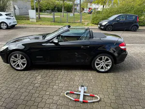 Second-hand Mercedes SLK200
