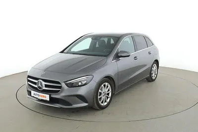 Używany Mercedes B200 Progressive 163 KM (119 kW) 2020 Szary Minivan