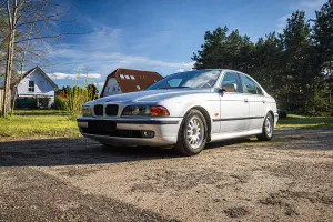 Käytetty BMW 523