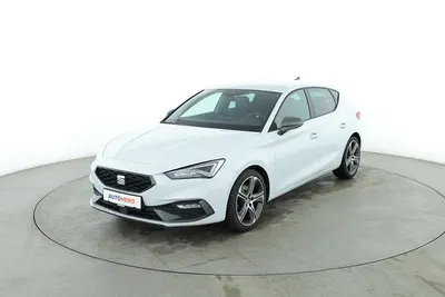Używany Seat Leon FR 150 KM (110 kW) 2021 Biały Sedan/Limuzyna