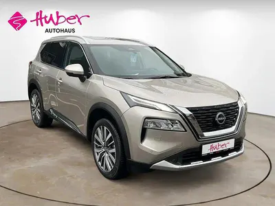 Używany Nissan X-Trail Tekna 163 KM (119 kW) 2025 Srebrny SUV