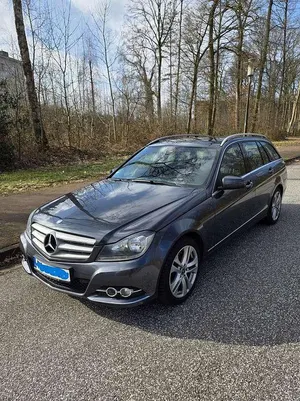 Second-hand Mercedes C220
