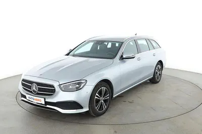 Gebraucht Mercedes E220 Avantgarde 194 PS (142 kW) 2021 Grau Kombi