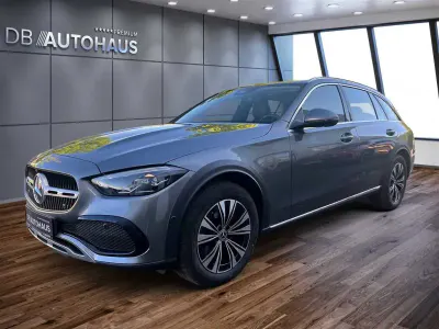 Gebraucht Mercedes C220 200 PS (147 kW) 2024 Grau Kombi