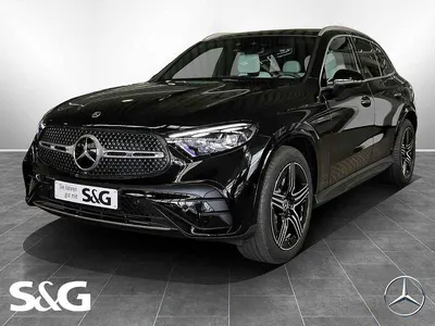Gebraucht Mercedes GLC300 AMG 258 PS (189 kW) 2025 Metalliclack obsidianschwarz SUV