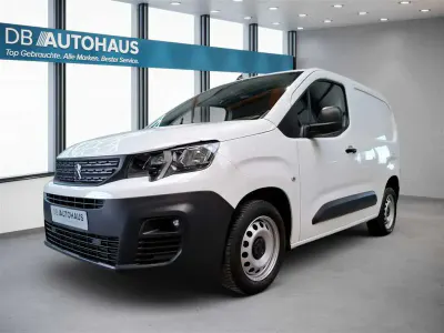 Gebraucht Peugeot Partner Premium 102 PS (75 kW) 2021 Weiß Van / Kleinbus