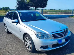 Second-hand Mercedes C200