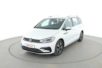 Gebraucht VW Touran Highline 150 PS (110 kW) 2022 Weiß Van / Kleinbus