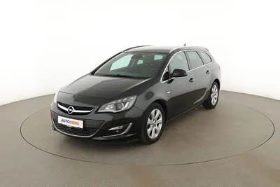 Używany Opel Astra Exklusiv 170 KM (125 kW) 2015 Czarny Kombi